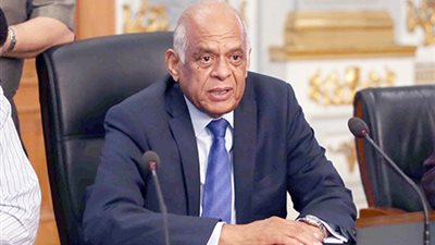 رئيس «النواب » يزور الكاتدرائية المرقسية للتهنئة بعيد القيامة