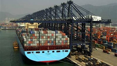 استئناف استقبال الشاحنات والأمتعة بميناء سفاجا