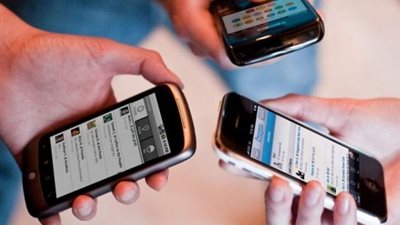 تعرف على أضرار الاستخدام المفرط لـ «المحمول» 