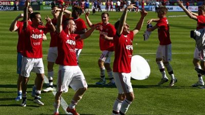 بالصور.. البايرن بطلاً للبوندسليجا برقم قياسي تاريخي