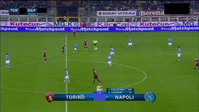 نابولي يخطف 