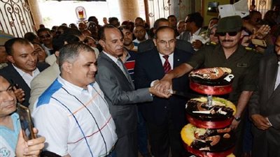 بالصور.. افتتاح معرض «صنع في مصر» للمنتجات الحرفية والأثاث بـ«سوهاج»