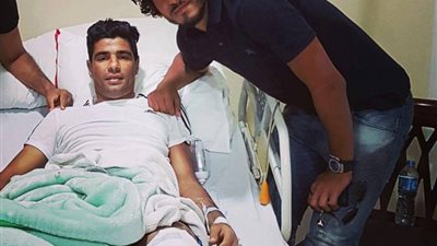 حجازى يزور حارس الدراويش بعد إجراء جراحة الصليبي