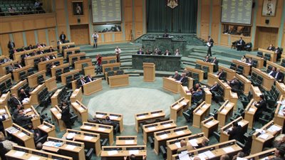 بالصور.. البرلمان الأردنى يغرق فى النوم 