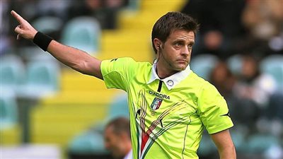 (ريتزولي) يدير مواجهة روما وميلان في الكالتشيو