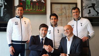 توتنهام يمدد عقد 