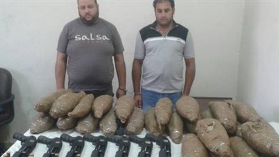 القبض على عاطلين إثر قيامهما بالإتجار بالمخدرات فى القليوبية 