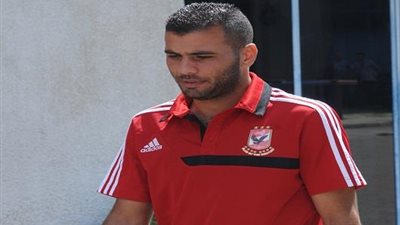 متعب يغيب عن رحلة الأهلى للإمارات بسبب الإمتحانات