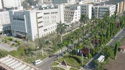 جامعة المنصورة تشارك في اللقاء الأول للجامعات العربية والإسبانية في إشبيلية