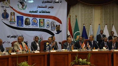 «مستثمرو الصعيد»: محافظ سوهاج أوقف تنفيذ مشروعات بـ 100 مليون جنيه 