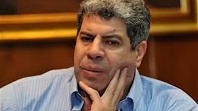 شوبير يخضع لتحقيقات النيابة خلال ساعات في واقعة خناقته مع الطيب  