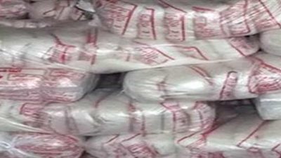 شرطة القليوبية تداهم مصنع سلع غذائية