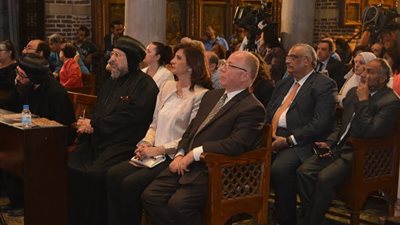 بالصور.. تفاصيل احتفال «العائلة المقدسة» بحضور 3 وزراء ومندوبين عن القوات المسلحة