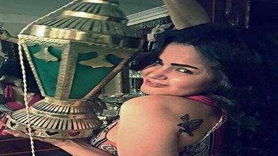 بالصور.. سما المصرى تحتفل بـ«رمضان» مع «الفانوس»..وتعتزل «الإغراء» فى الشهر الكريم
