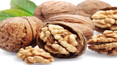 الجوز وعين الجمل للوقاية من سرطان القولون