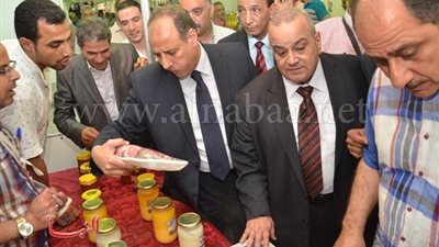 بالصور.. افتتاح معرض «أهلا رمضان» للسلع الغذائية المخفضة بكفر الدوار‎