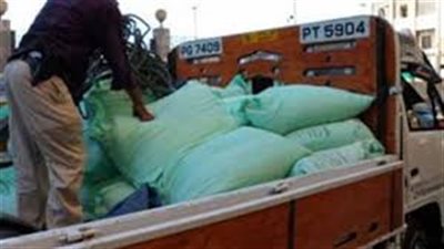 ضبط كمية من الدقيق المدعم قبل بيعه بالسوق السوداء بالقناطر الخيرية 