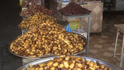 «السوق العماني» بالدوحة عبق الماضى في أيام الشهر الفضيل 