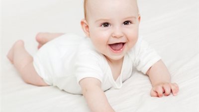 11 نصيحة لوقاية طفلك من «الصلع»