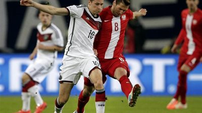 الماكينات الألمانية تواجه بولندا بحثا عن  صدارة المجموعة