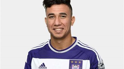 تريزيجيه يساند الاهلي في المران  قبل السفر الي زامبيا 