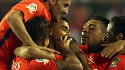 بالفيديو.. تشيلي تتقدم على المكسيك بهدف 