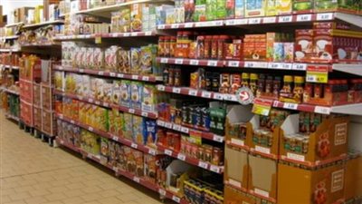 ضبط مصنع لإنتاج المواد الغذائية لإدارته بدون تراخيص بالخصوص