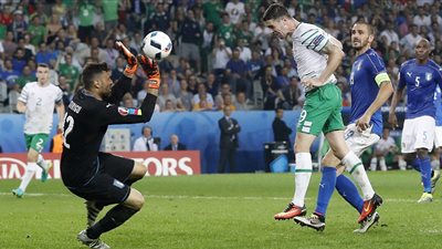 أيرلندا تهزم إيطاليا بهدف دون رد في أمم أوروبا