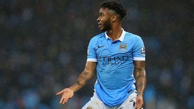 جوارديولا يدعم سترلينج في اليورو باتصال هاتفي