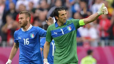 بوفون و دي روسي يغيبان عن تدريبات 