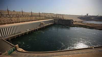 حقيقة خروج السد العالي من الخدمة.. وأسرار انخفاض إنتاج الكهرباء لـ 1200 ميجاوات.. «ملف»