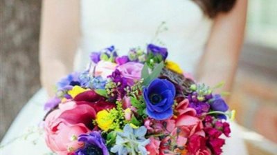 فيديو: فن اختيار بوكيه الورد لـ «عروس العيد»