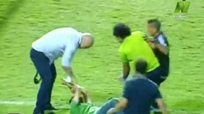 نقل محاكمة حسام حسن ومساعديه فى التعدى على «مصور الداخلية» إلى «طرة»