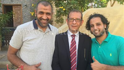 ننشر صور مساعدى حسام حسن عقب الإفراج عليهما من سجن طرة