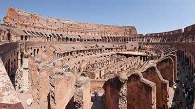 اكتشاف آثار رومانية قديمة أثناء أعمال حفر في روما