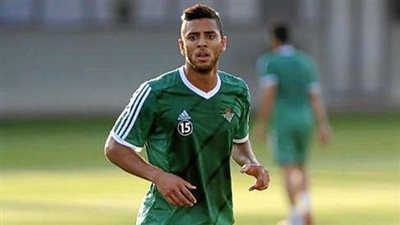 عمرو طارق يوقع لإنبي 3 أعوام بعد فسخ التعاقد مع الدراويش