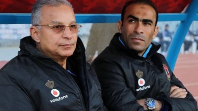 جلسة ثلاثية لتحديد موقف نجوم الأهلى من العروض