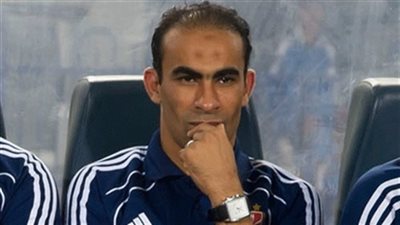 سيد عبد الحفيظ يطمئن علي مهاجم الزمالك 