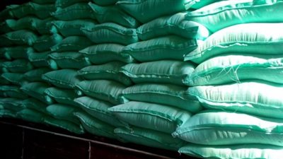 ضبط سيارة محملة بأطنان من الدقيق المدعم قبل بيعها بالسوق السوداء بالقليوبية