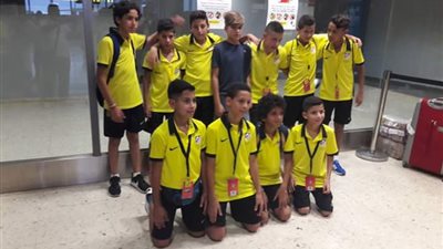 بالصور 300 لاعب بأكاديمية أتليتكو مدريد فى معكسر فالنسيا الإسبانى 