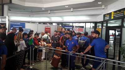 بالصور..بعثة الأهلى تصل القاهرة الليلة..والفريق يحصل على راحة غدا