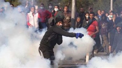 إصابة 15 شخصًا إثر إلقاء زجاجات حارقة على استعراض باليابان