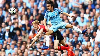 السيتي يهزم سندرلاند 1/2 في الجولة الأولي بالبريميرليج 