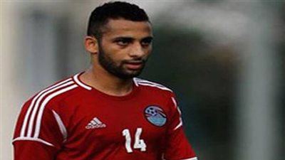 بتروجت يدعم صفوفه بظهير أيمن زعيم الفلاحين