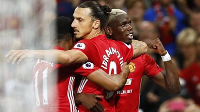 اليونايتد يهزم ساوثهامبتون بهدفي السلطان ويتصدر البريميرليج