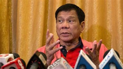 رئيس الفلبين يعلن وقف إطلاق النار تمهيدًا لاستئناف محادثات السلام مع المتمردين 