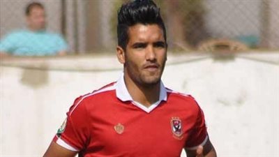 الشناوي وصالح جمعة يزوران مهاجم الإنتاج في المستشفى 