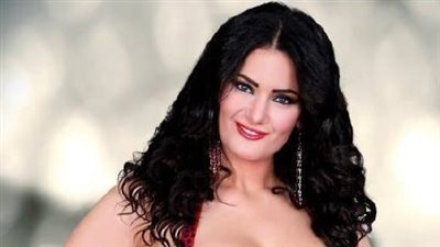 بدء التحقيق في اتهام الراقصة سما المصري بالفسق والفجور