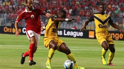 شوط سلبي بين الاهلي واسيك في ختام مشوار الأحمر الافريقي