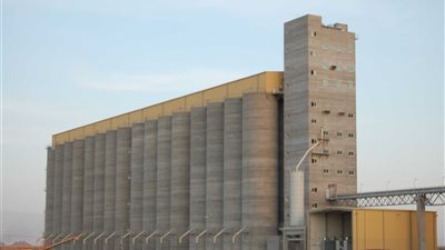 إخلاء سبيل مالك صومعة قمح بعد سداد 77 مليون جنيه